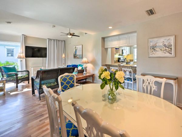 Charming Vacation Home in Marco Island with Boat Dock