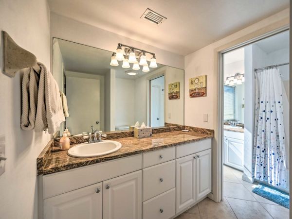 Charming Vacation Home in Marco Island with Boat Dock
