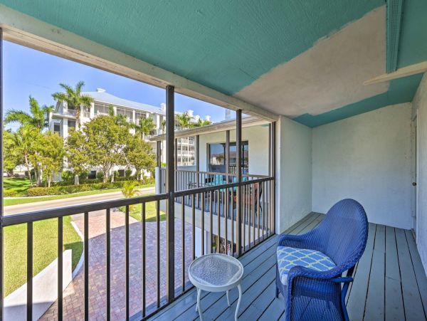 Charming Vacation Home in Marco Island with Boat Dock