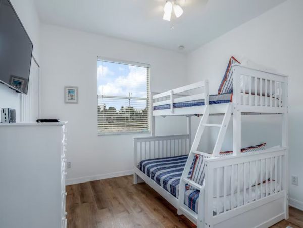 Beautiful Cape Coral Vacation Home Private Pool Sleeps 6