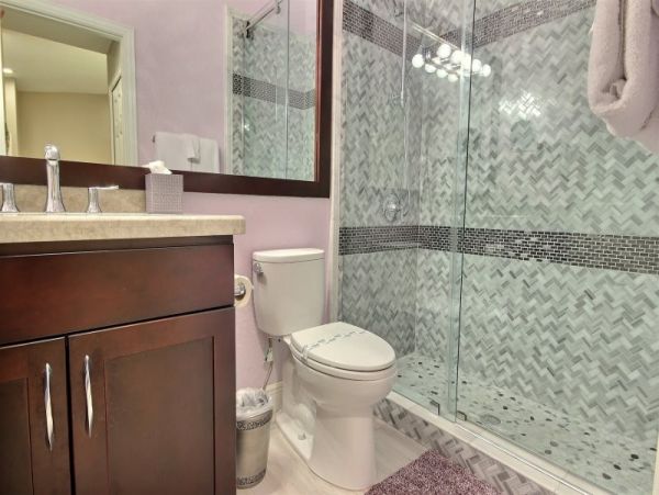 4 Bedroom Upscale Townhome with Spa & Waterfall in Key Largo