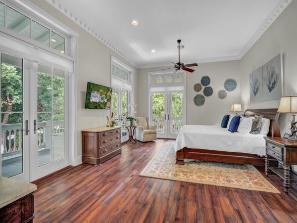 Florida Keys 4 Bedroom Luxury Home + Poolside Apartment