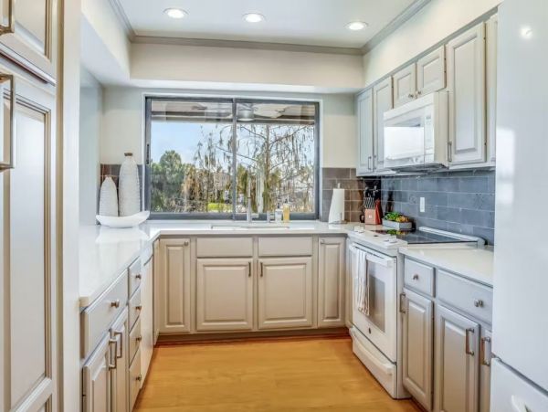 Marco Island Four Bedrooms Canal Front with Pool