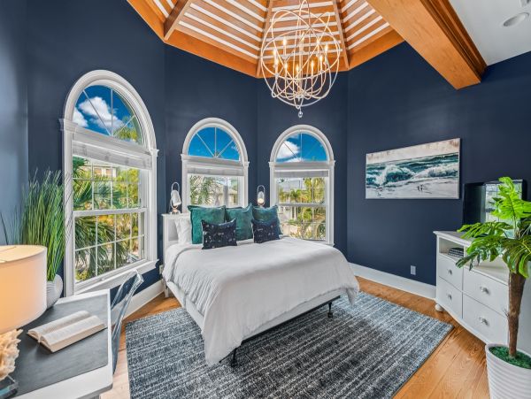 Luxury Anna Maria 4 Bedroom Home with Private Pool & Spa