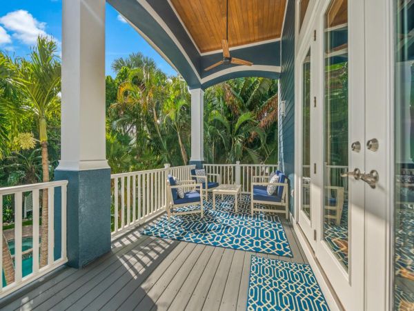 Luxury Anna Maria 4 Bedroom Home with Private Pool & Spa