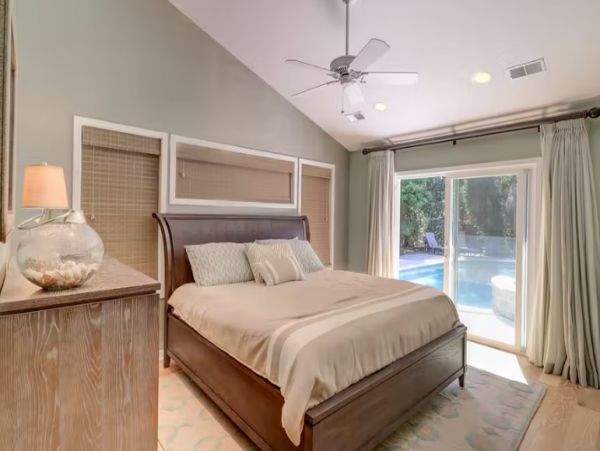 Hilton Head Home with Private Pool & Outdoor Bar/Kitchen