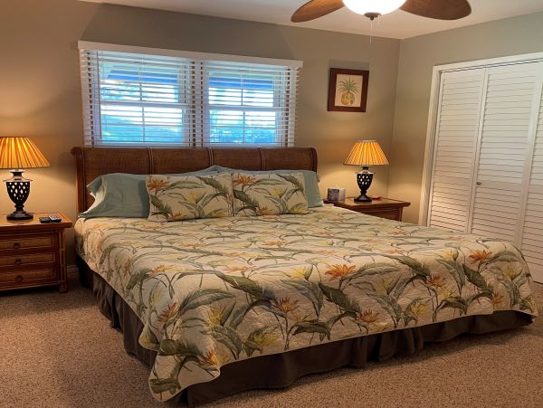 Kaanpali 2 Bedroom Rental Condo Beach Across the Street