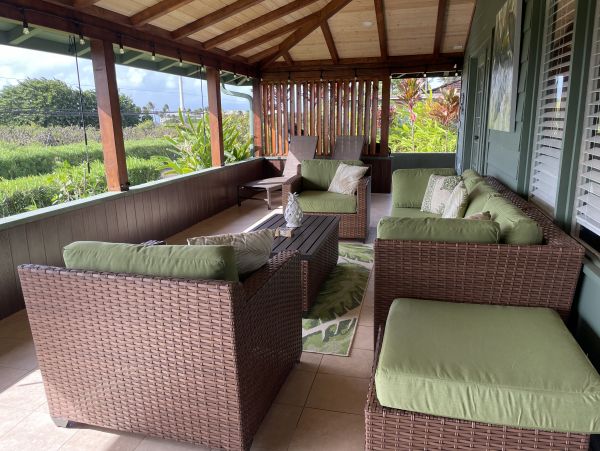 Kaanpali 2 Bedroom Rental Condo Beach Across the Street