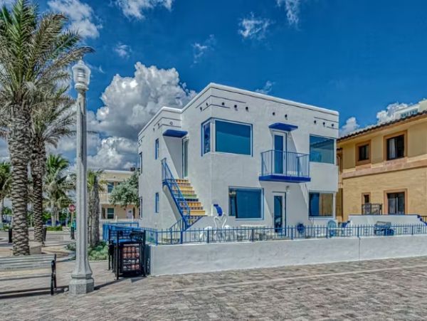 Three Bedroom Oceanfront Condo in Hollywood FL Gulf Views