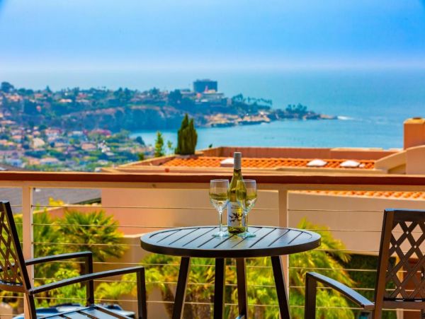 Luxury La Jolla Vacation Home Five Bedrooms & Private Pool