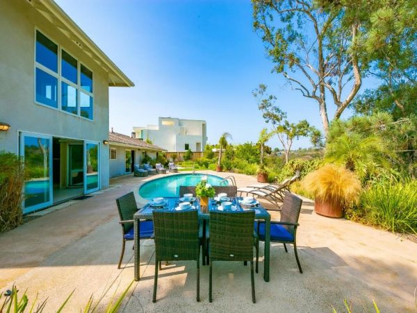 Luxury La Jolla Vacation Home Five Bedrooms & Private Pool
