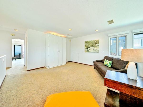 Luxury La Jolla Vacation Home Five Bedrooms & Private Pool