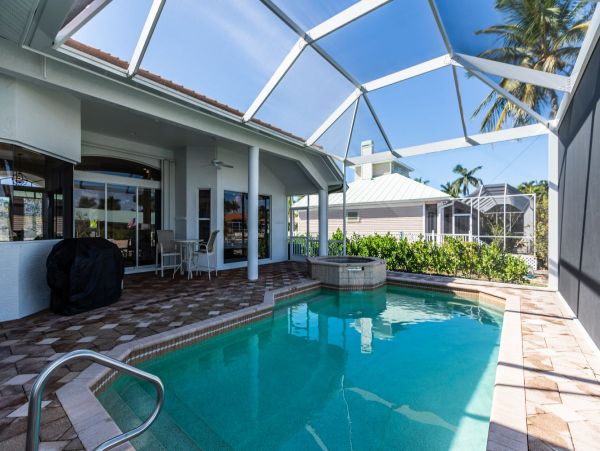 Marco Island Canal Front Four Bedroom Rental Home Sleeps 10