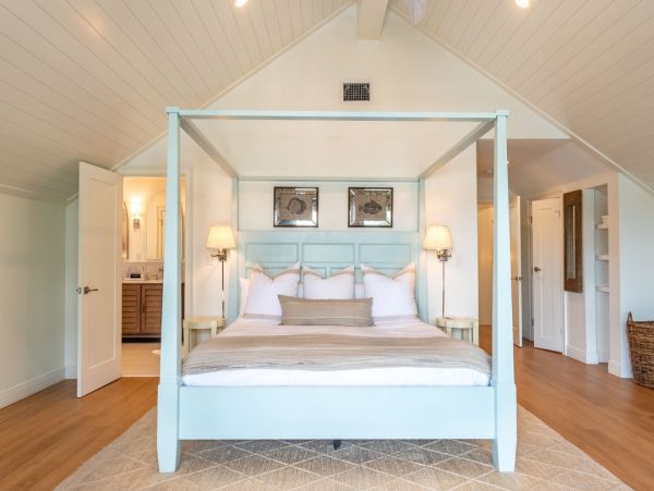 Luxury Indian Rocks Beach Vacation Rental Waterfront Home with Pool, Hot Tub & Dock