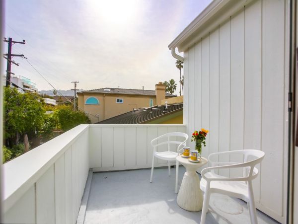 Vacation Home Across from the Beach in the Heart of La Jolla