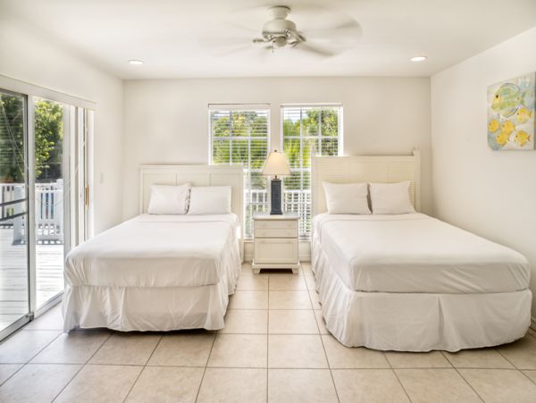 Canal View Vacation Home in Captiva Walk To Beach
