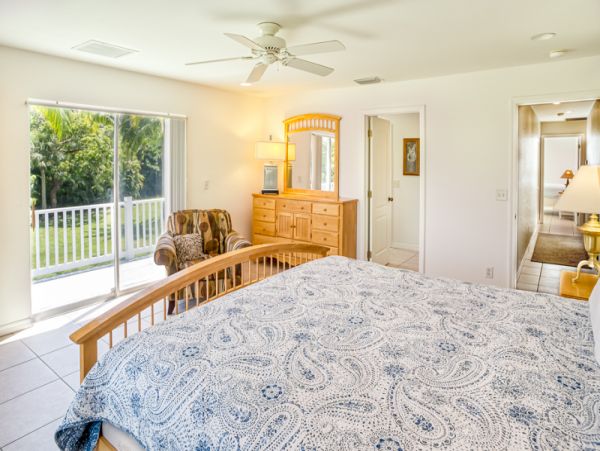 Canal View Vacation Home in Captiva Walk To Beach
