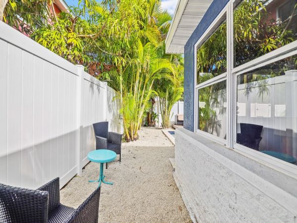 Bradenton Beach 4 Bedroom Home Private Pool Walk To Beach