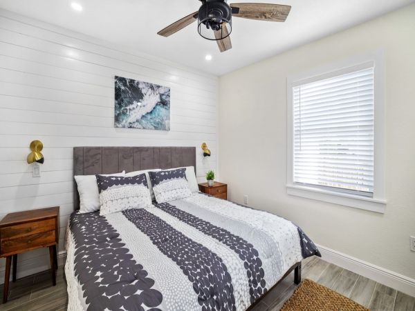 Bradenton Beach 4 Bedroom Home Private Pool Walk To Beach