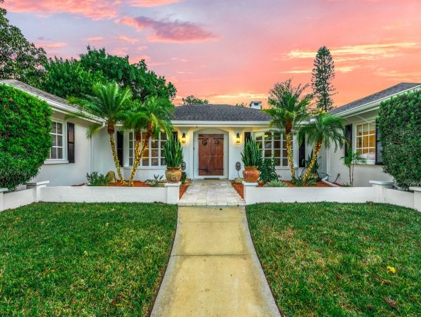 Bradenton Five Bedroom Vacation Home Caged Pool Sleeps 14