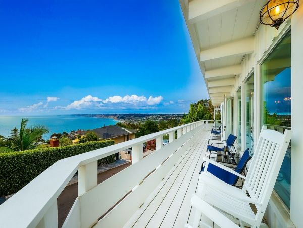 La Jolla Four Bedroom Home with Ocean Views Sleeps Nine