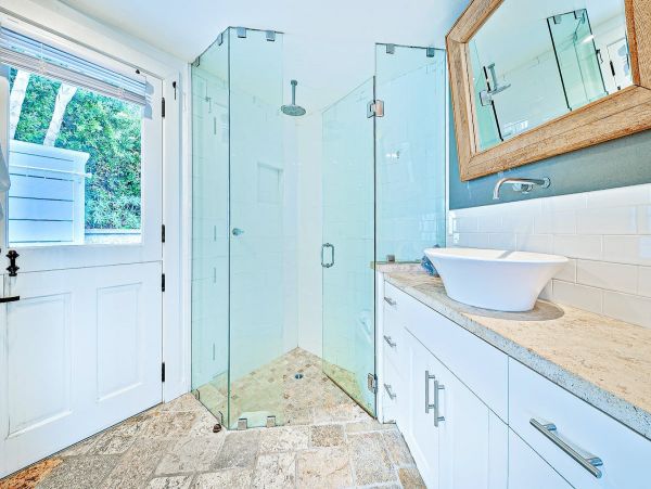 La Jolla Four Bedroom Home with Ocean Views Sleeps Nine