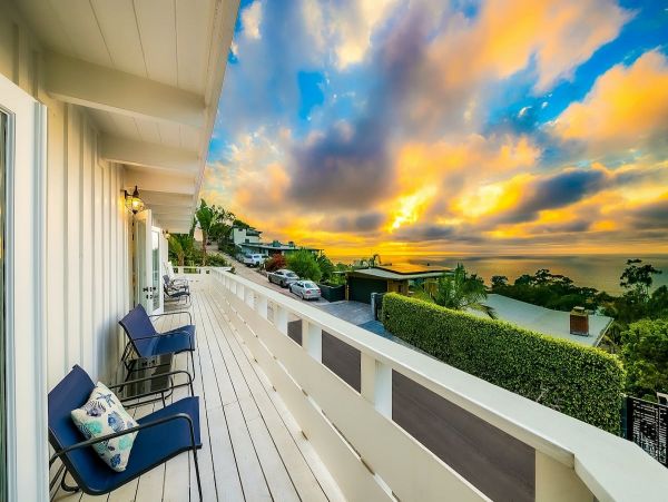 La Jolla Four Bedroom Home with Ocean Views Sleeps Nine