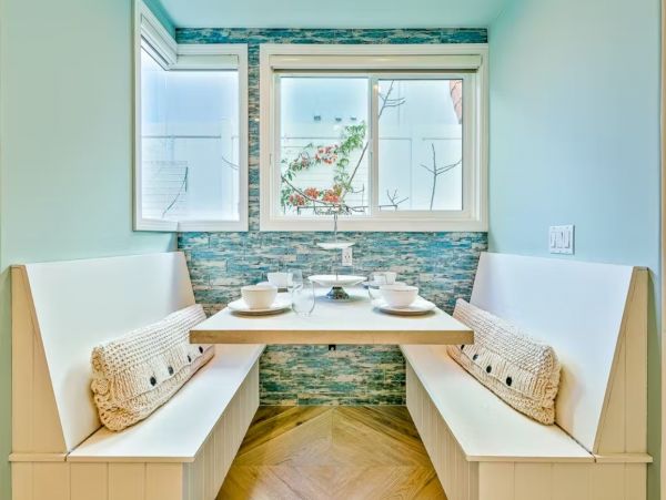 La Jolla Walk to Beach Three Bedroom Rental Home Sleeps 7