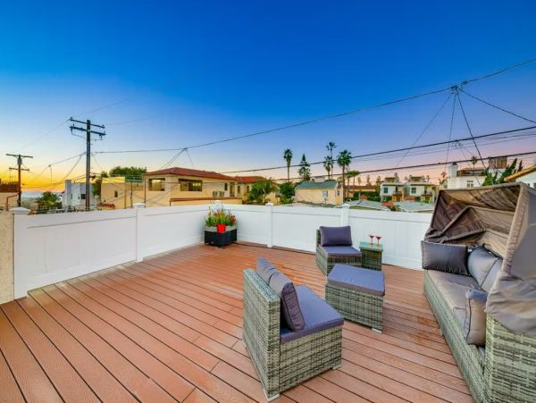 La Jolla Walk to Beach Three Bedroom Rental Home Sleeps 7