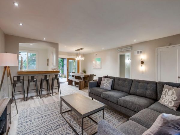 La Jolla Four Bedroom Rental with Ocean View Sleeps 10
