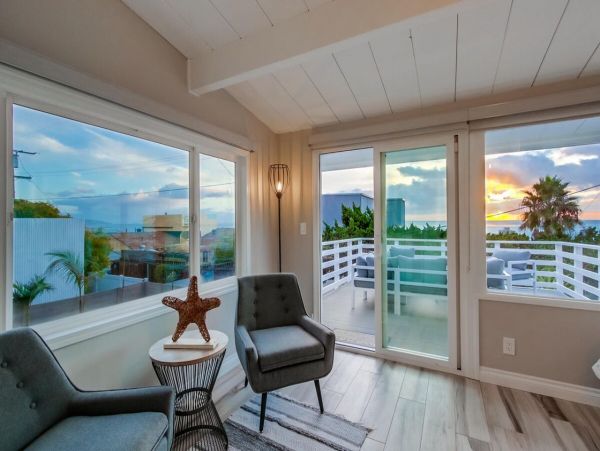 La Jolla Four Bedroom Rental with Ocean View Sleeps 10