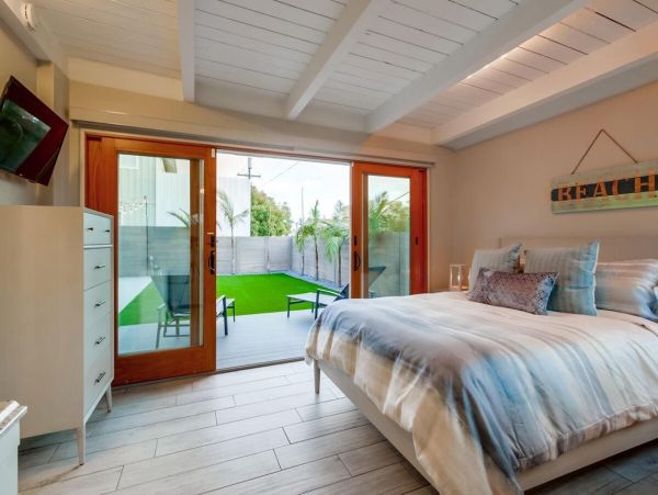 La Jolla Four Bedroom Rental with Ocean View Sleeps 10