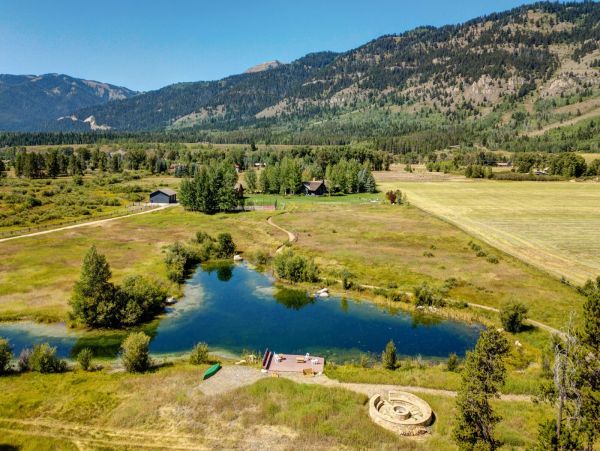 Jackson Hole Vacation Home Eleven Bedroom