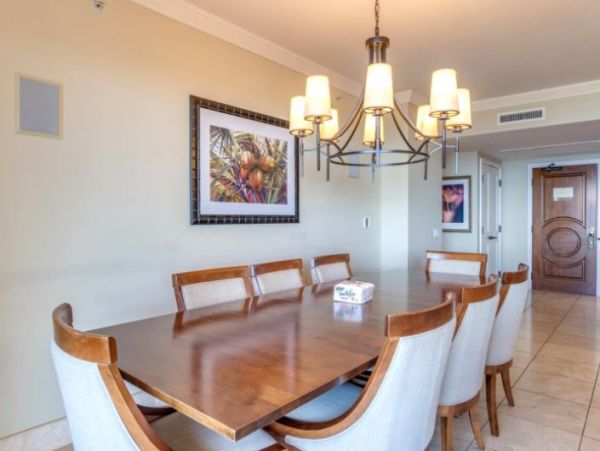 Deluxe Kaanapali Vacation Beach Condo - Amazing Views!