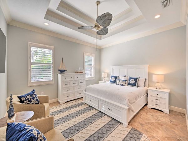 Naples Vacation Home 3 Bedrooms Sleeps 10 Guests