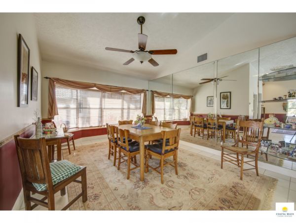 Marco Island Vacation Home Three Bedroom with Pool Sleeps 8