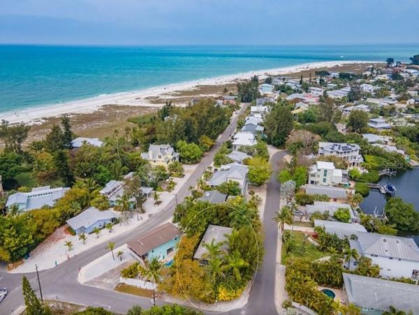 Anna Maria Vacation Rental Steps from the Gulf of Mexico