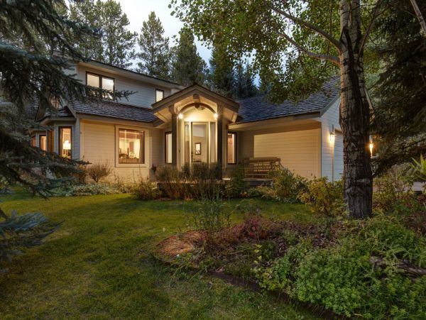 Great Wilson Vacation Home Four Bedroom