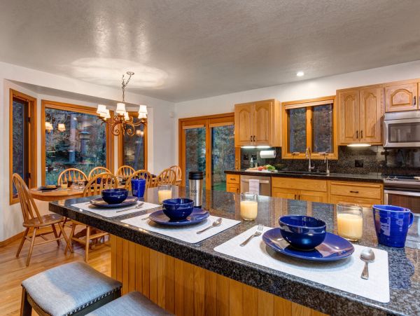 Great Wilson Vacation Home Four Bedroom