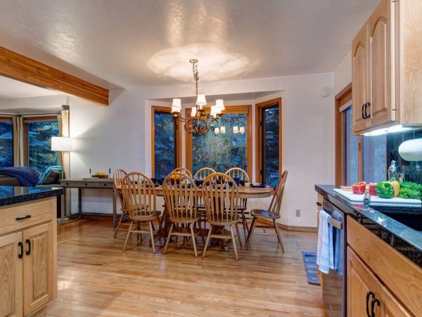 Great Wilson Vacation Home Four Bedroom