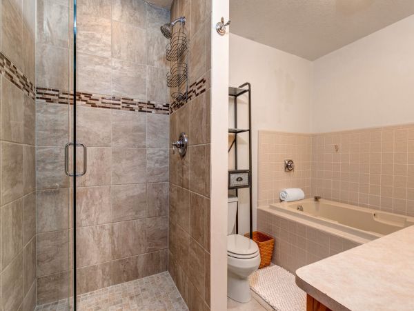 Great Wilson Vacation Home Four Bedroom