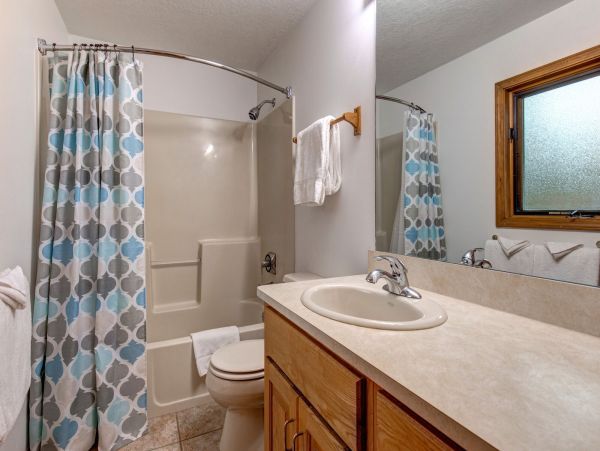 Great Wilson Vacation Home Four Bedroom