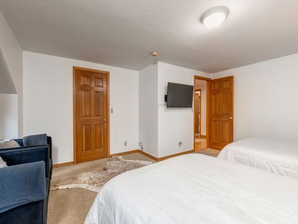 Great Wilson Vacation Home Four Bedroom
