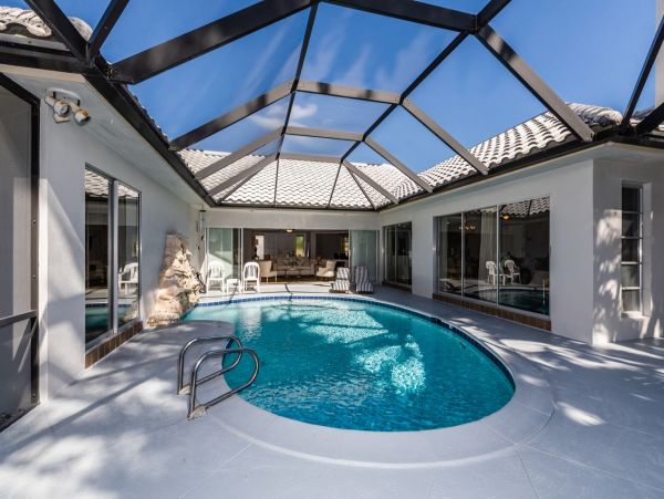 Marco Island Gorgeous Vacation Pool Home - Sleeps 10 Guests