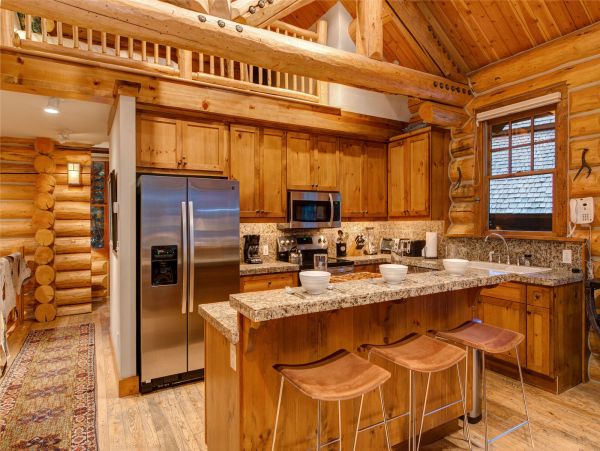 Cozy Cabin In Teton, Sleeps 8