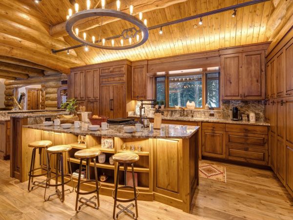 Luxurious 9 Bedroom Retreat in Jackson Hole Sleeps 18 Guests
