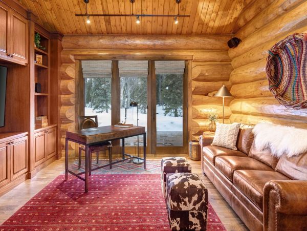Luxurious 9 Bedroom Retreat in Jackson Hole Sleeps 18 Guests