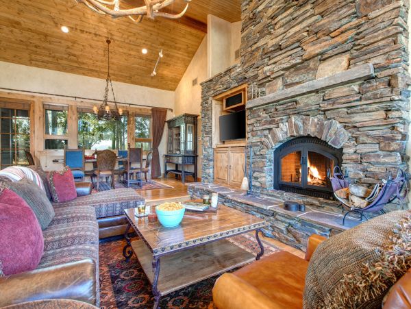 Jackson Hole Vacation Ranch Home Four Bedrooms Sleeps 12
