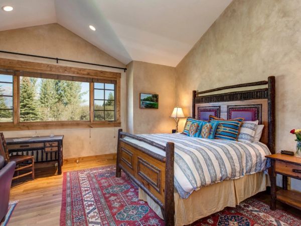 Jackson Hole Vacation Ranch Home Four Bedrooms Sleeps 12