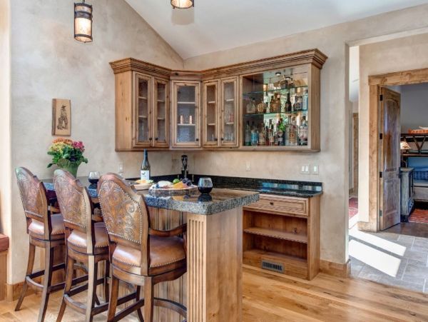 Jackson Hole Vacation Ranch Home Four Bedrooms Sleeps 12